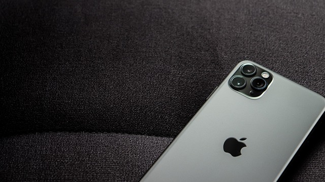 iphone apple smartphone phone